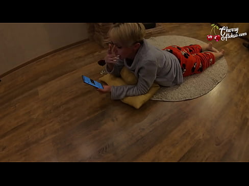 ❤️ בלונדינית מטורפת מוצצת זין ענק יונק ומקפיץ עליו - מין אנאלי ❤❌ פורנו fb ב-iw.filmepornonline.ru