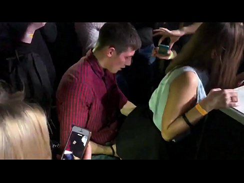 ❤️ סקס אמיתי במועדון לילה רוסי. ילדה רוסייה בת 18 בפי הטבעת והנרתיק דפוקה במועדון לילה ❤❌ פורנו fb ב-iw.filmepornonline.ru